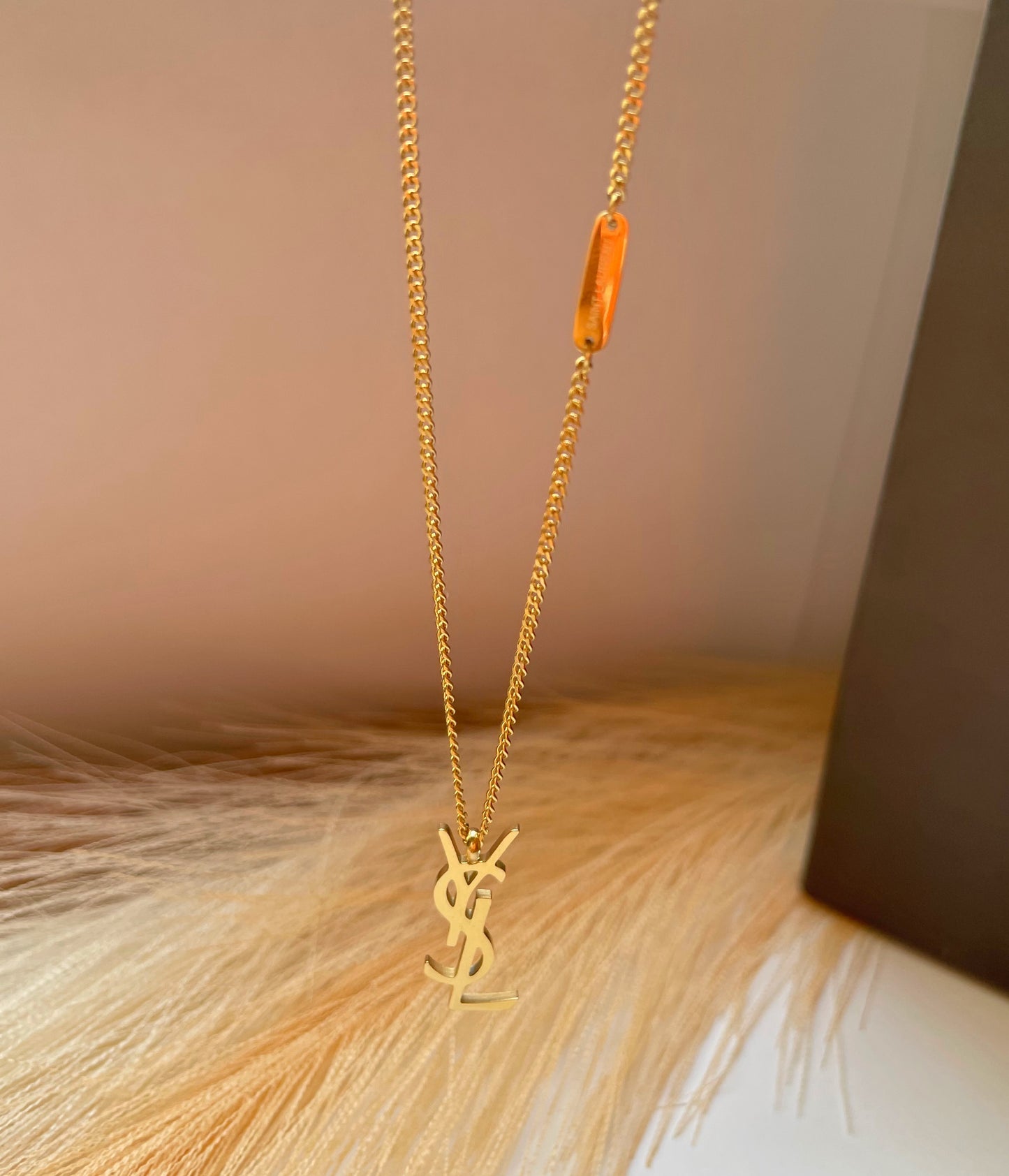 Collier Yves saint laurent YSL