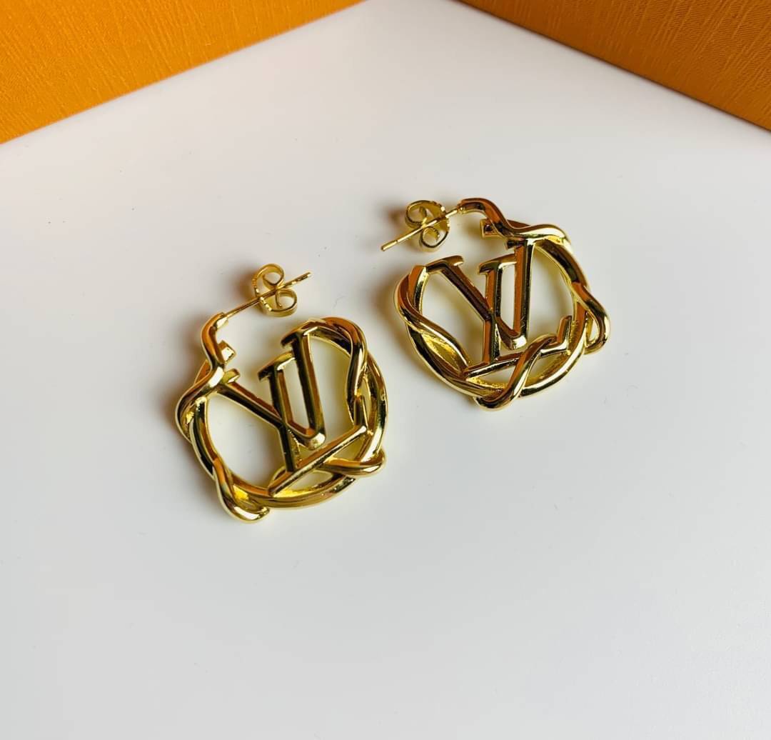 Boucles d’oreilles Louis Vuitton doré