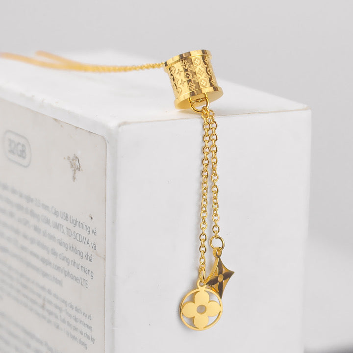 Collier Louis vuitton