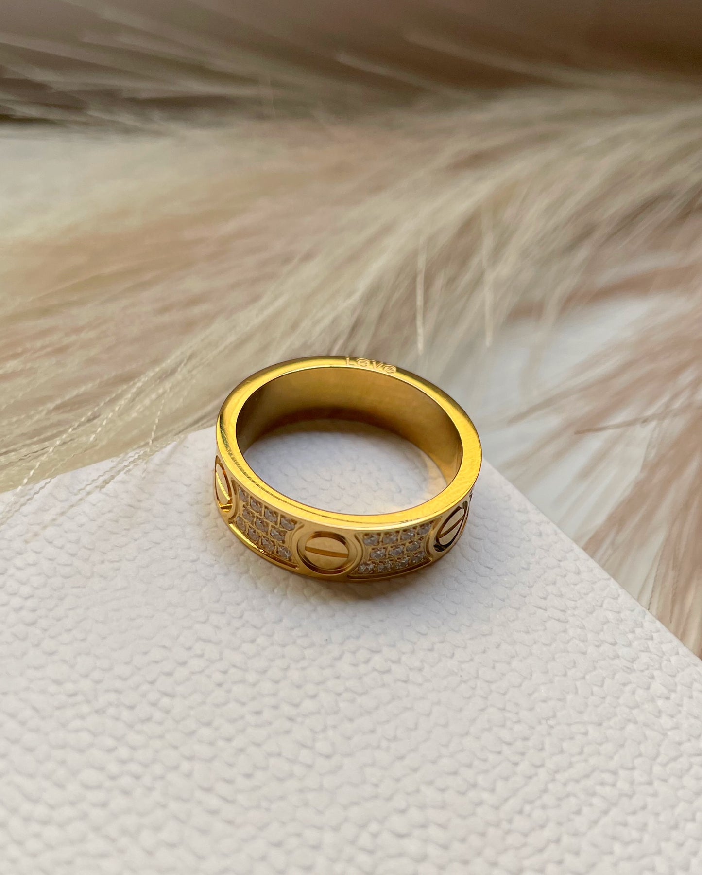 Bague Cartier Løve pavée full strass
