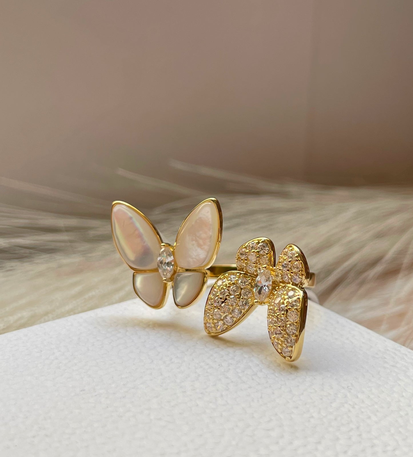Bague Van Cleef & Arpels papillon doré