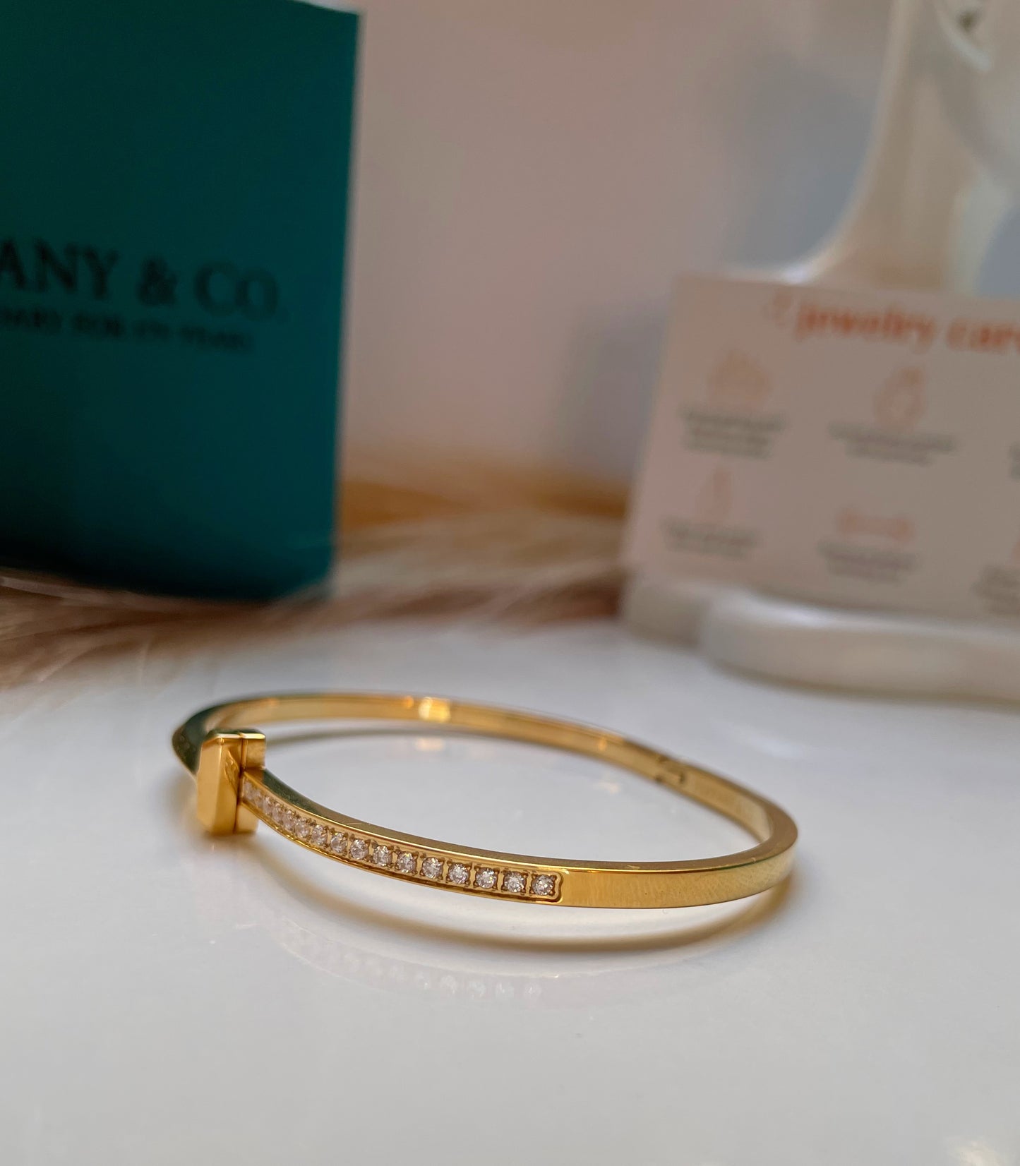 Bracelet Tiffany & Co T avec strass