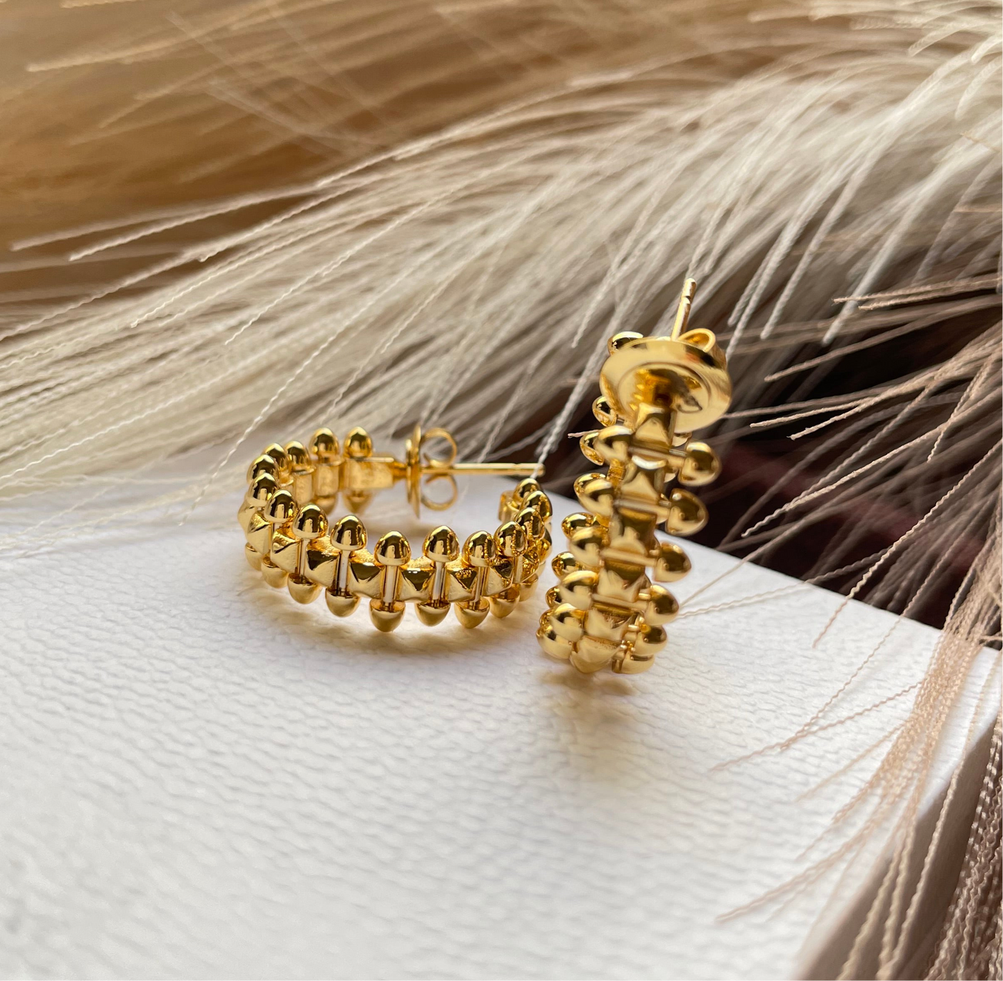 Boucles d’oreilles Cartier Clash doré