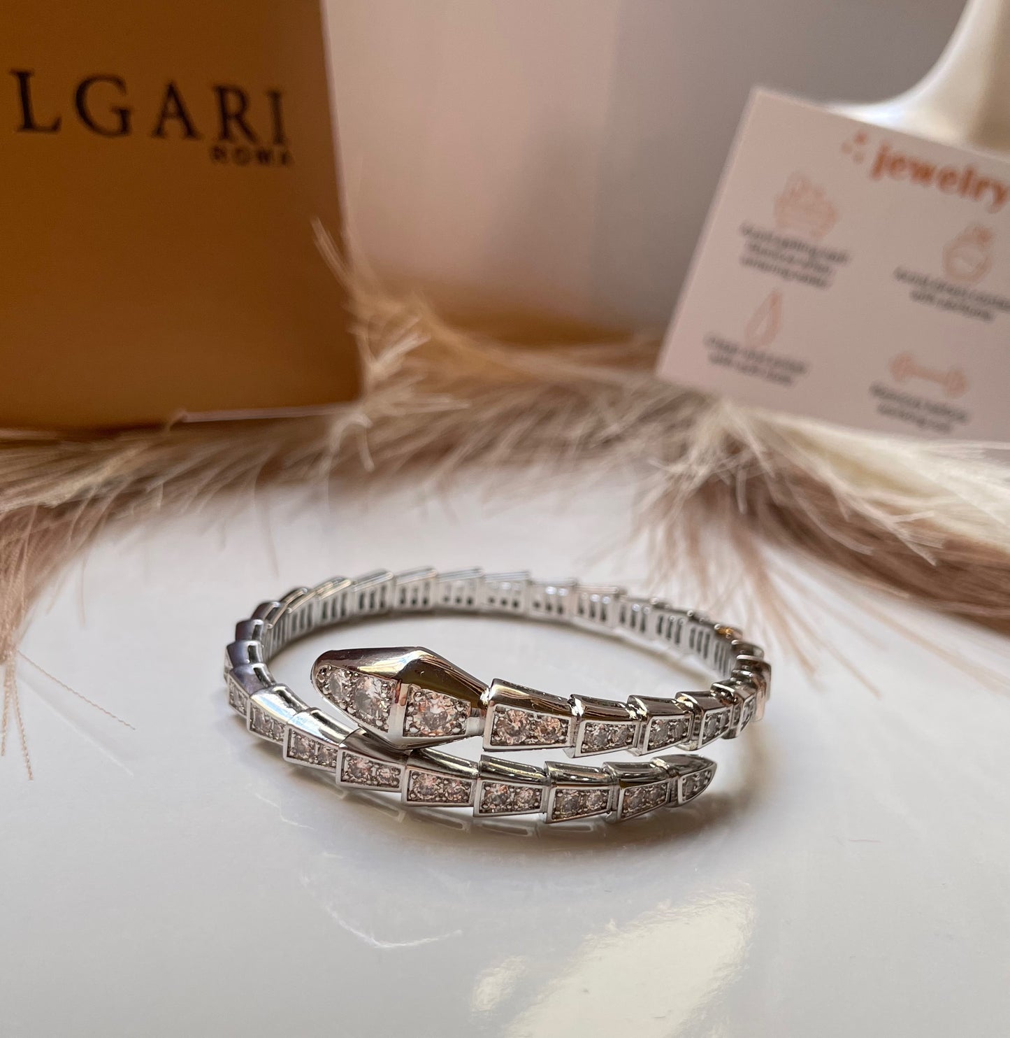Bracelet Bvlgari serpenté argenté