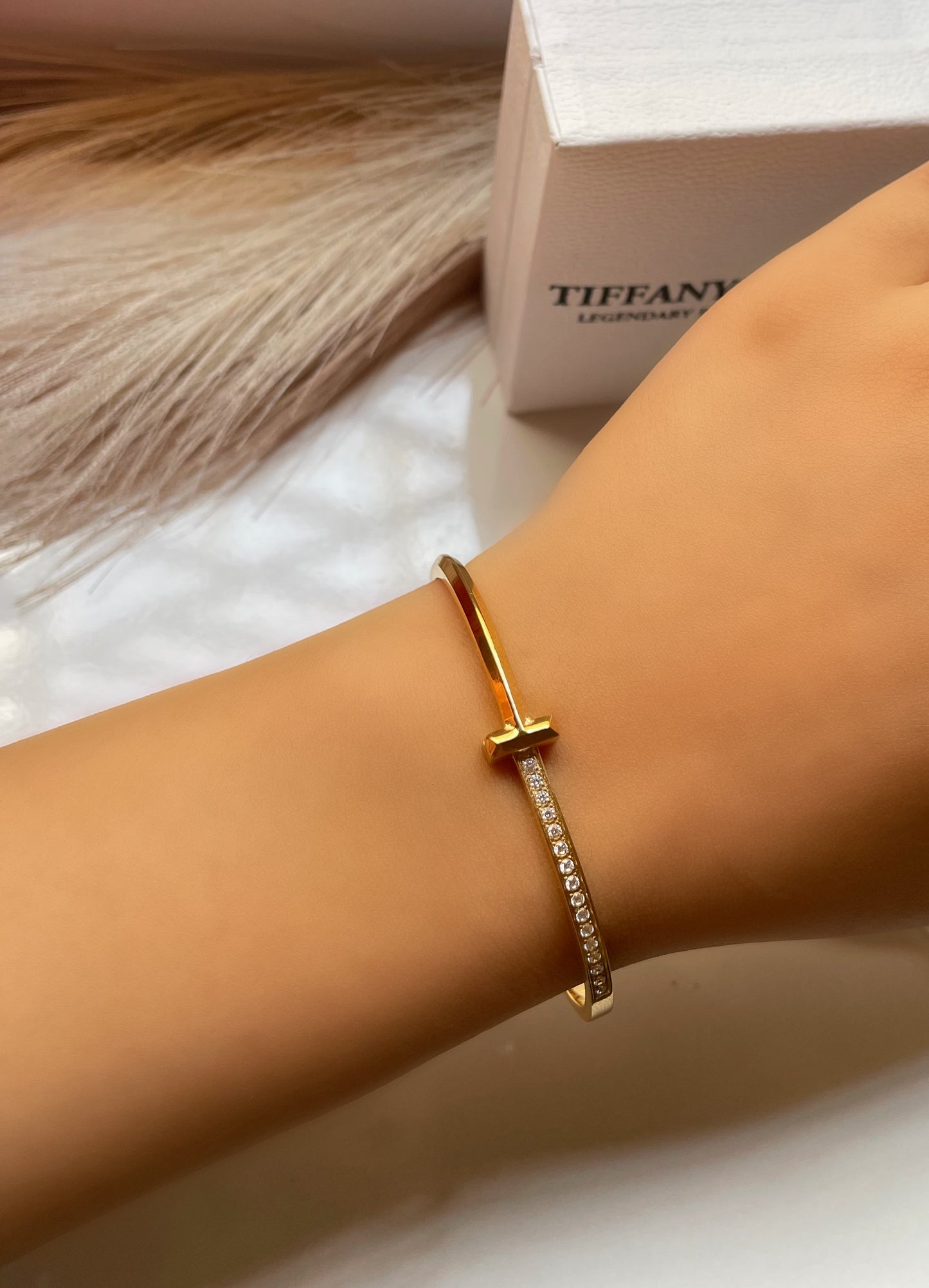 Bracelet Tiffany & Co T avec strass