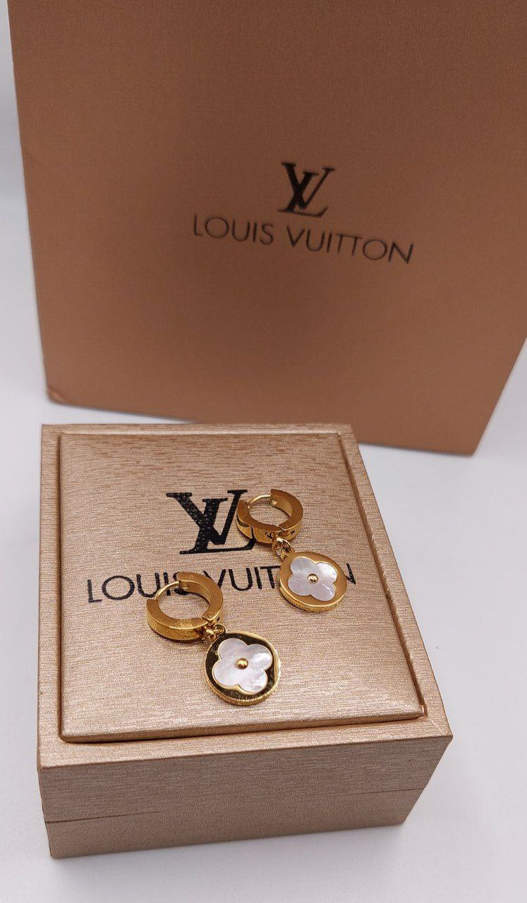 Boucles d’oreilles Louis Vuitton doré