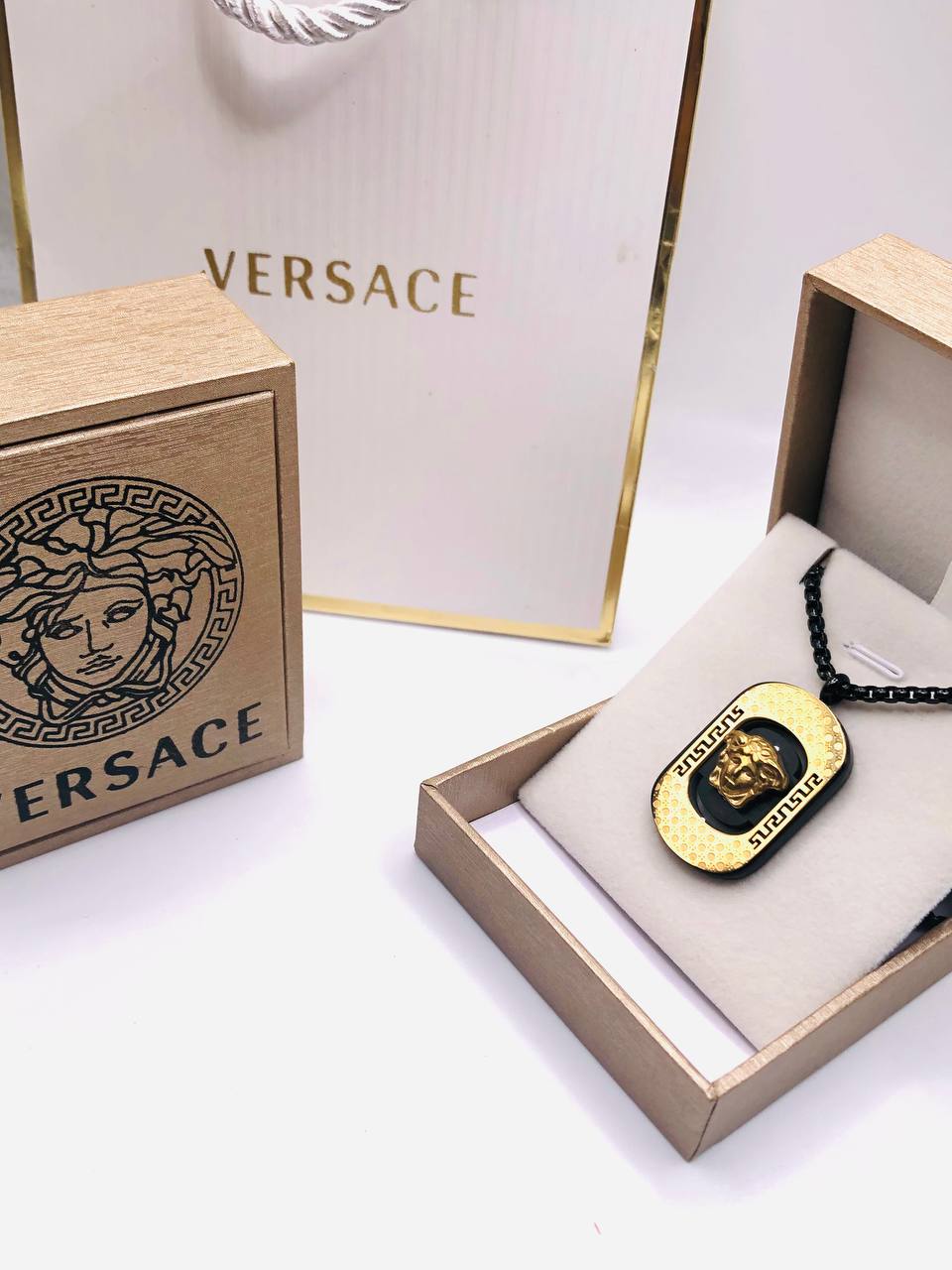 Collier Homme Versace
