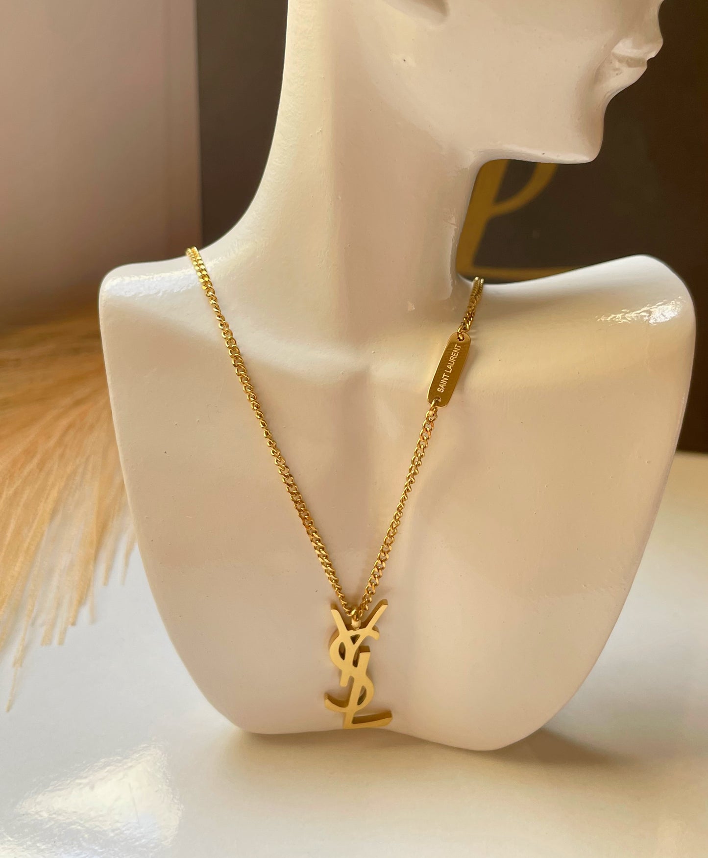 Collier Yves saint laurent YSL