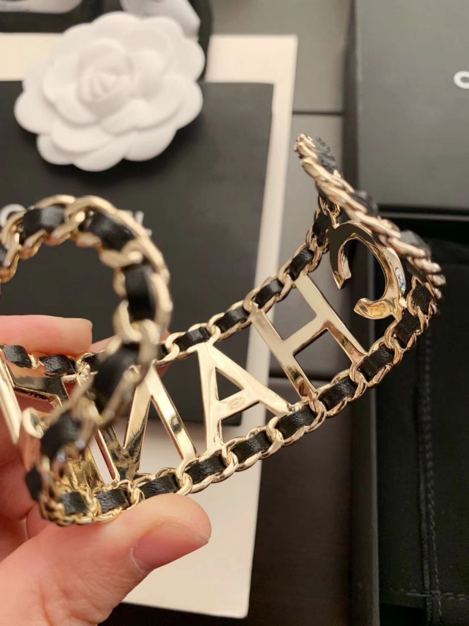 Bracelet Manchette doré Chanel