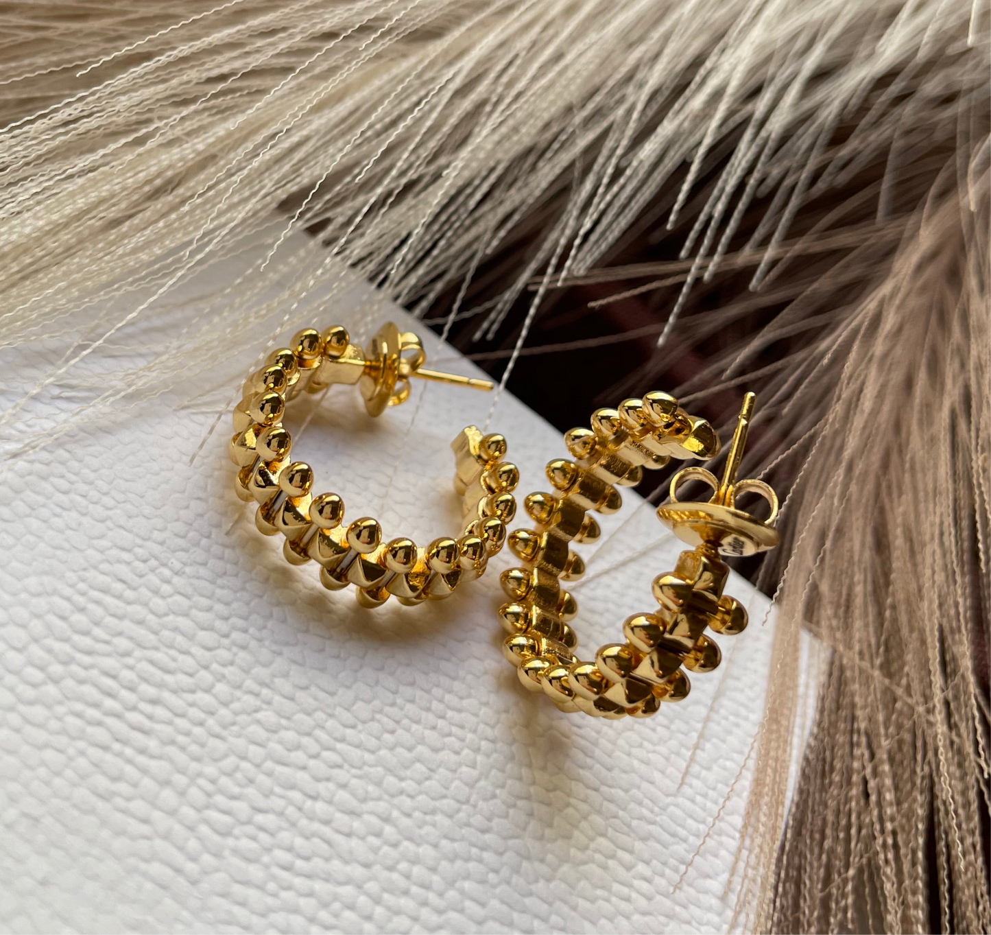 Boucles d’oreilles Cartier Clash doré