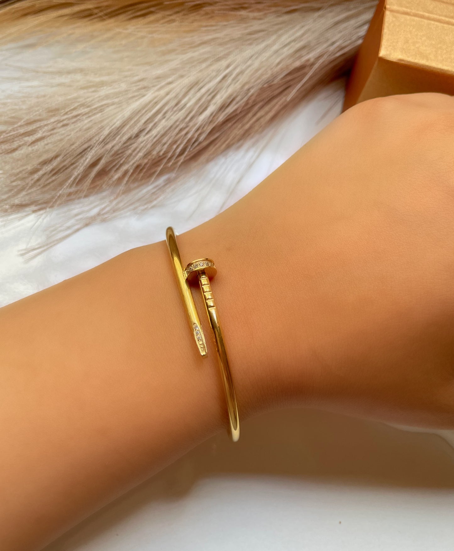 Bracelet Cartier Clou avec strass