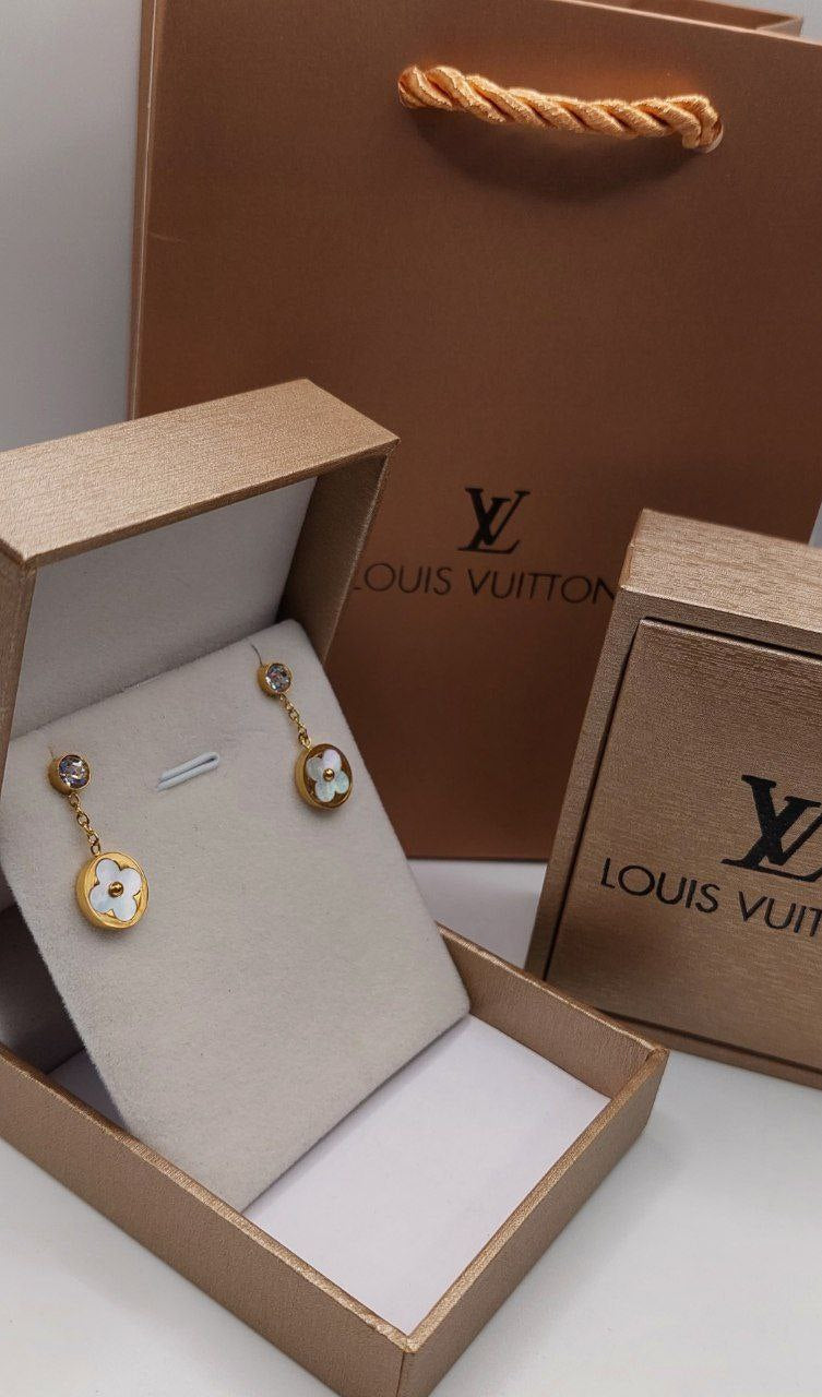 Boucles d’oreilles Louis Vuitton doré