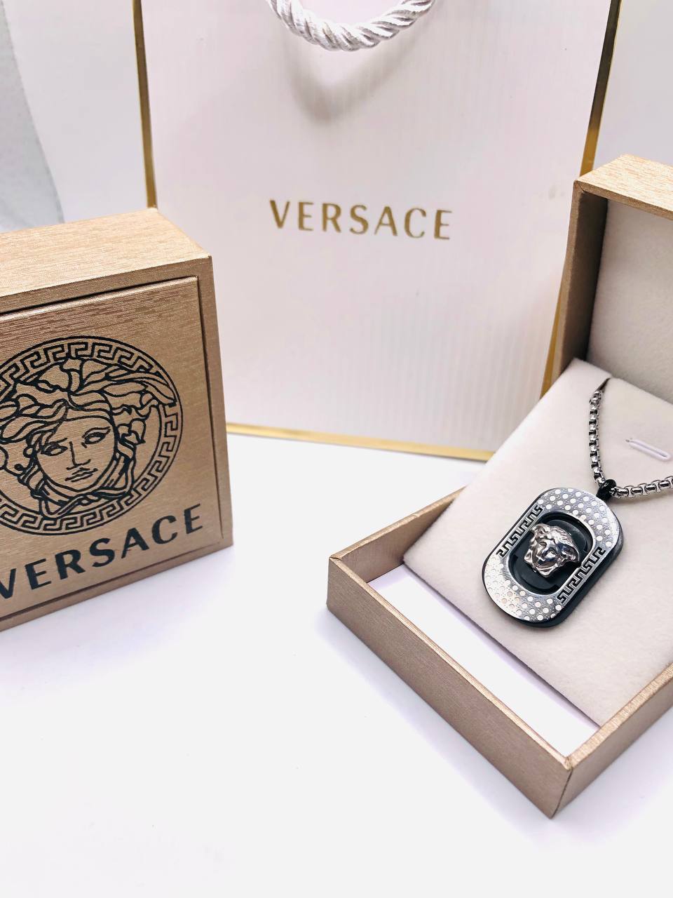 Collier Homme Versace