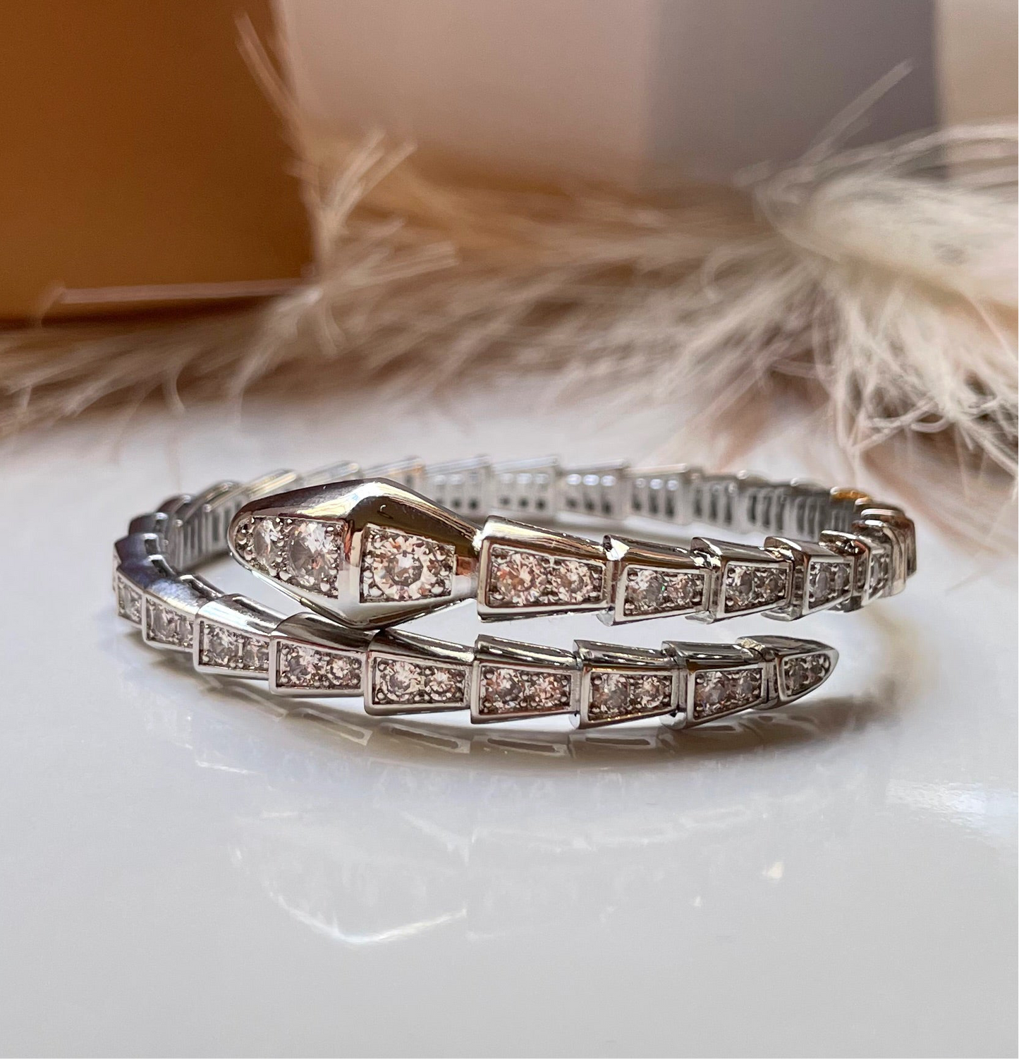 Bracelet Bvlgari serpenté argenté