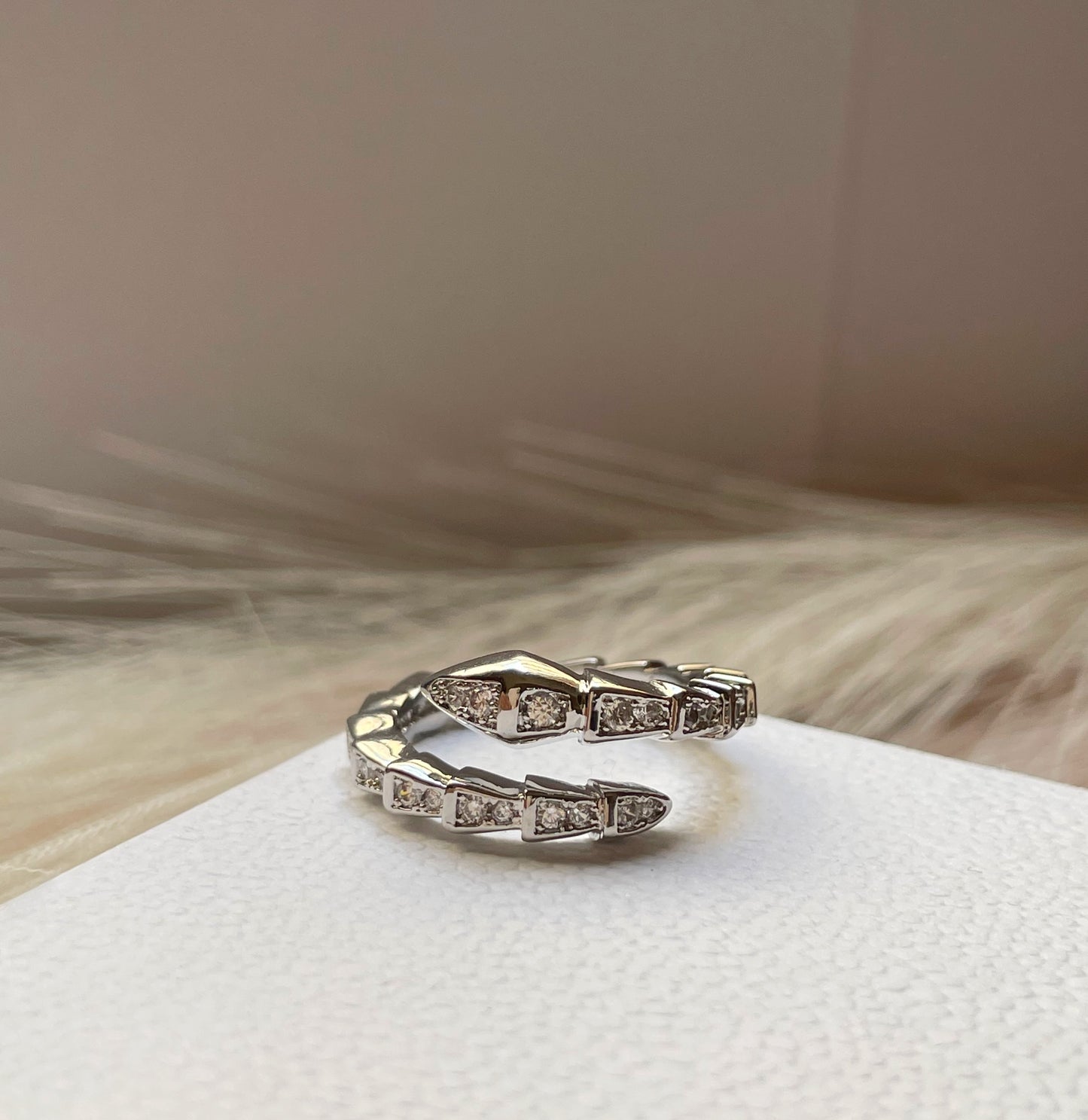 Bague Bvlgari full strass argenté