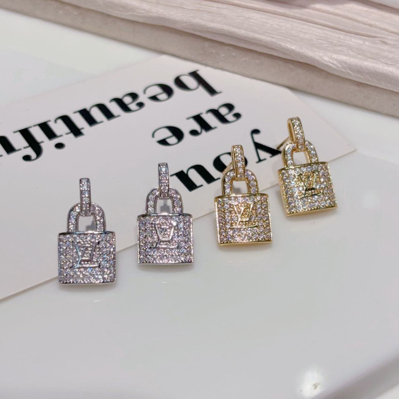 Boucles d’oreilles Louis Vuitton