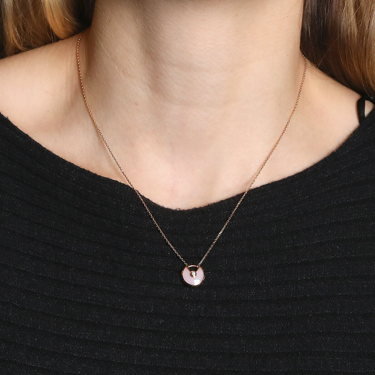 Collier Cartier Amulette rose