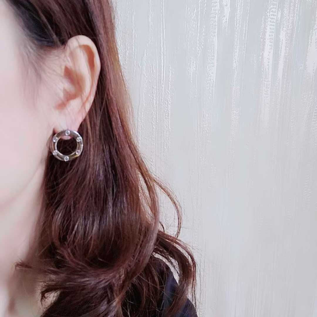 Boucles d’oreilles Cartier løve argenté