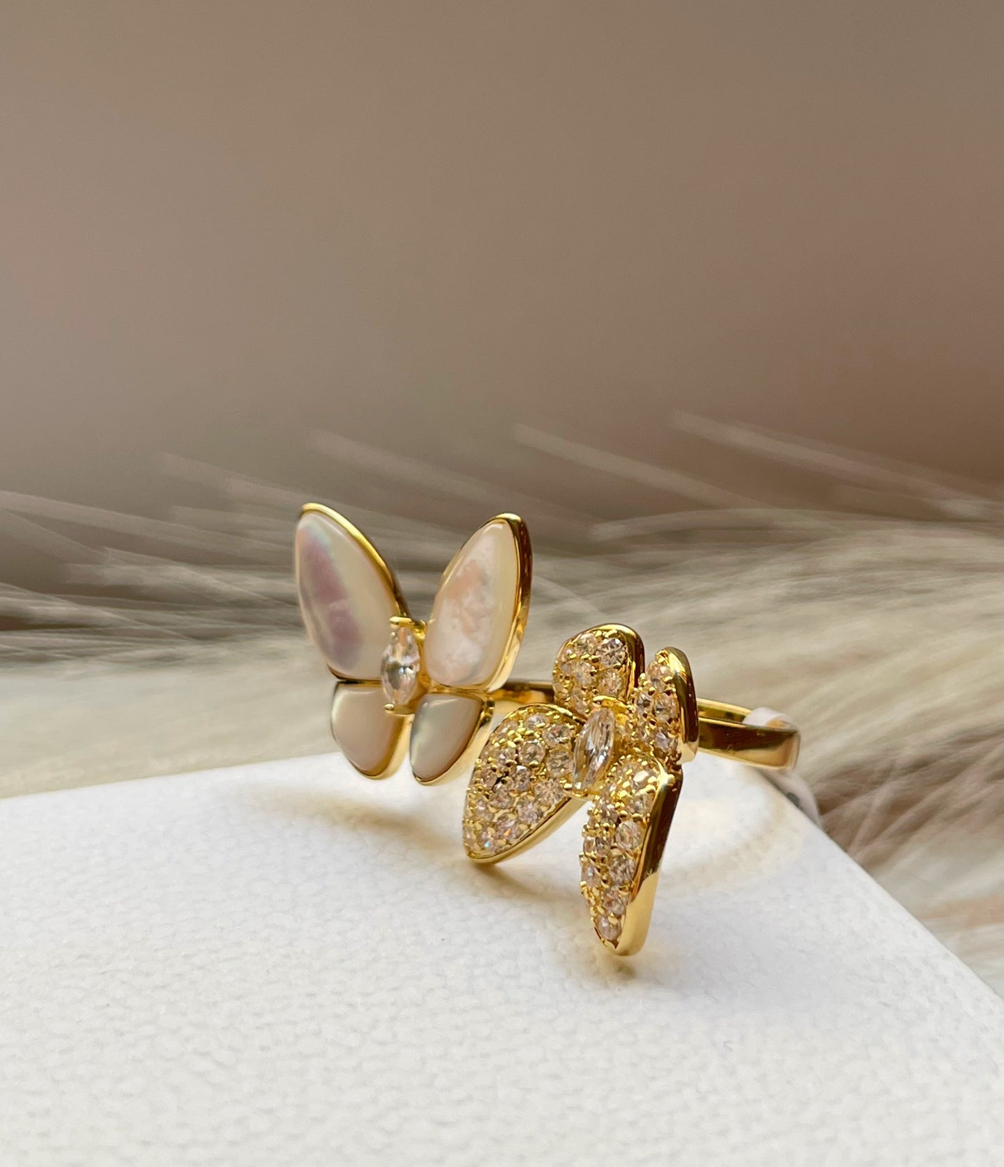 Bague Van Cleef & Arpels papillon doré