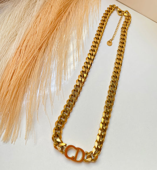 Collier Dior ras de cou doré