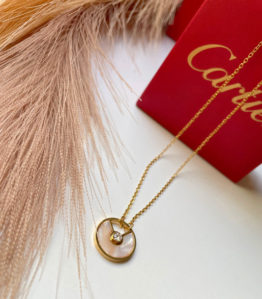Collier Cartier Amulette doré