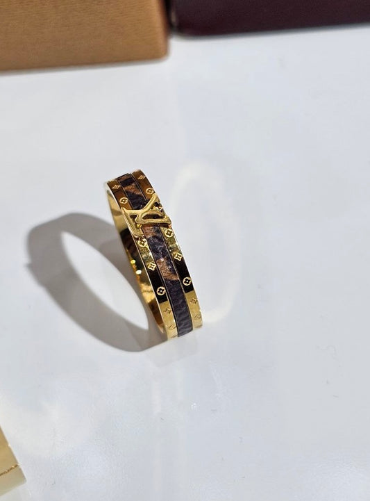 Bague Louis Vuitton cuir doré